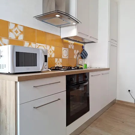 Dommu Amsicora Piano 1 Lägenhet Baunei