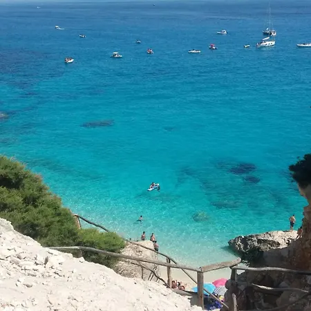 Dommu Amsicora Piano 1 公寓