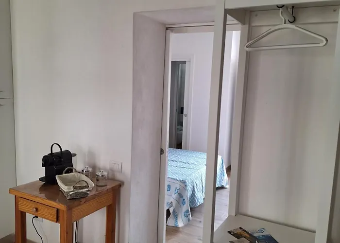 Dommu Amsicora Piano 1 באוני